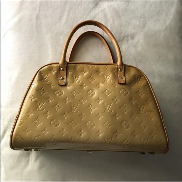 💯Authentic Louis Vuitton Vernis Tompkins Square - Picture 2 of 8